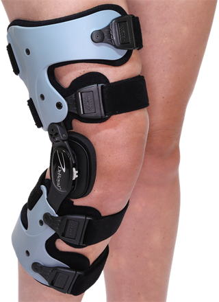 DeRoyal Single Upright Osteoarthritis Light Weight Knee Brace