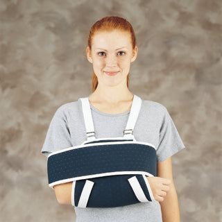 DeRoyal Shoulder Sling and Swathe DeRoyal Medium Synthetic Buckle Closure Left or Right Arm