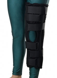 Medline Tri-Panel Knee Immobilizers - Deluxe Universal Tri-Panel Knee Immobilizers, 22" - ORT2411022