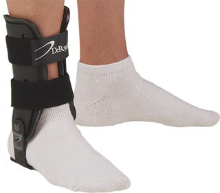 DeRoyal Functional Ankle Brace with Stretch Loop Straps